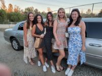 Photos group by limousine